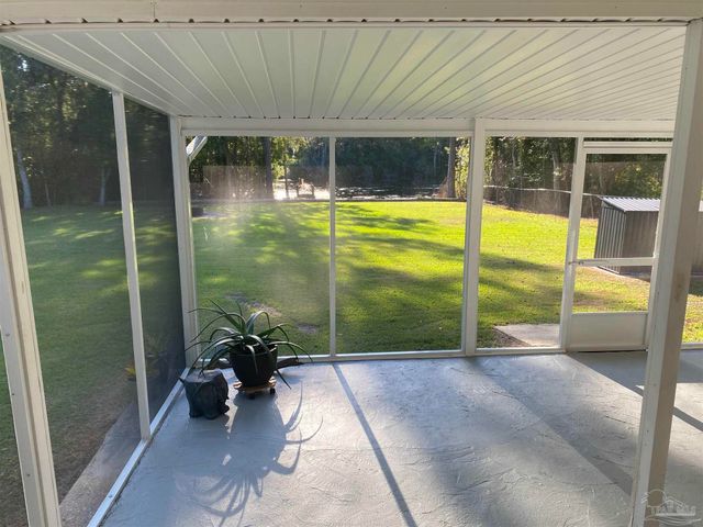4719 Wildwood Dr, Milton, FL 32570
