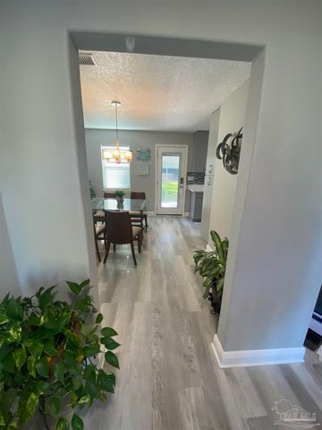 4719 Wildwood Dr, Milton, FL 32570