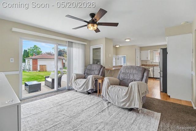 29146 Bonnie Drive, Warren, MI 48093