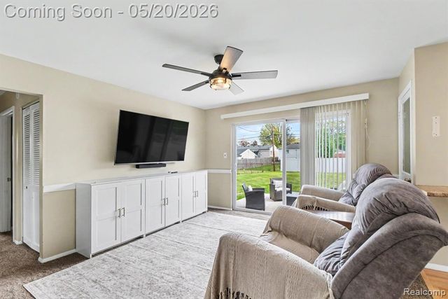 29146 Bonnie Drive, Warren, MI 48093
