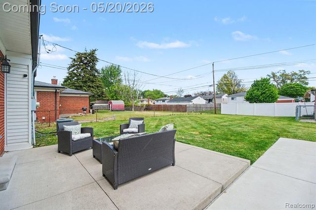 29146 Bonnie Drive, Warren, MI 48093