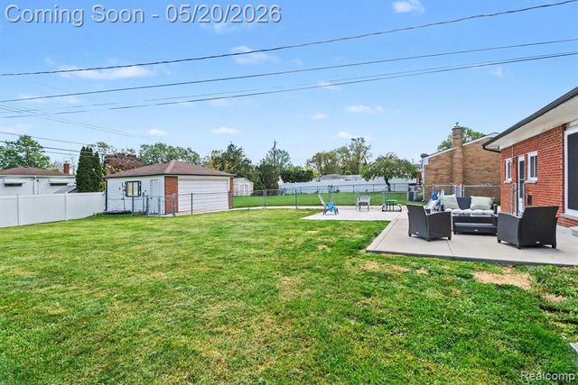 29146 Bonnie Drive, Warren, MI 48093