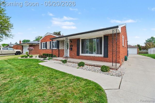 29146 Bonnie Drive, Warren, MI 48093