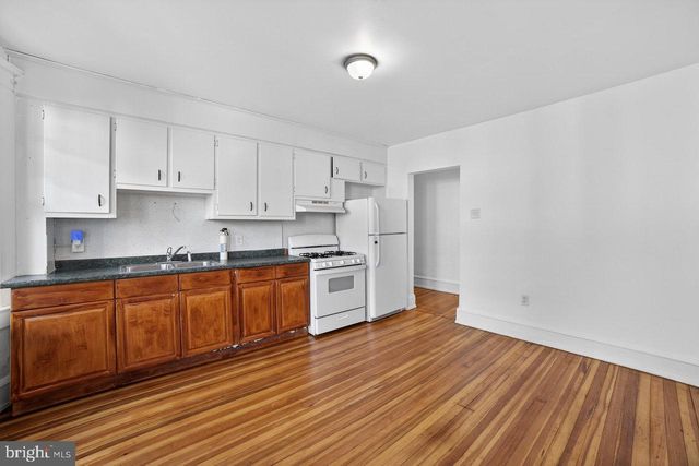 713 MONMOUTH ST, Trenton, NJ 08609