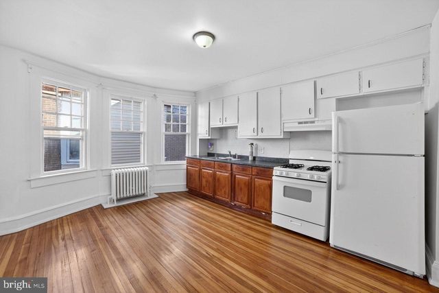 713 MONMOUTH ST, Trenton, NJ 08609