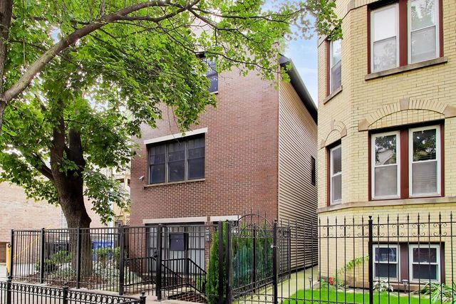 3414 N Oakley Avenue, Chicago, IL 60618