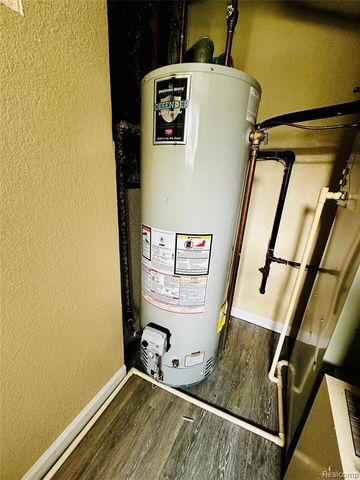 329 Cranbrook Boulevard, Monroe, MI 48162