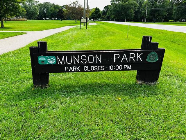 329 Cranbrook Boulevard, Monroe, MI 48162