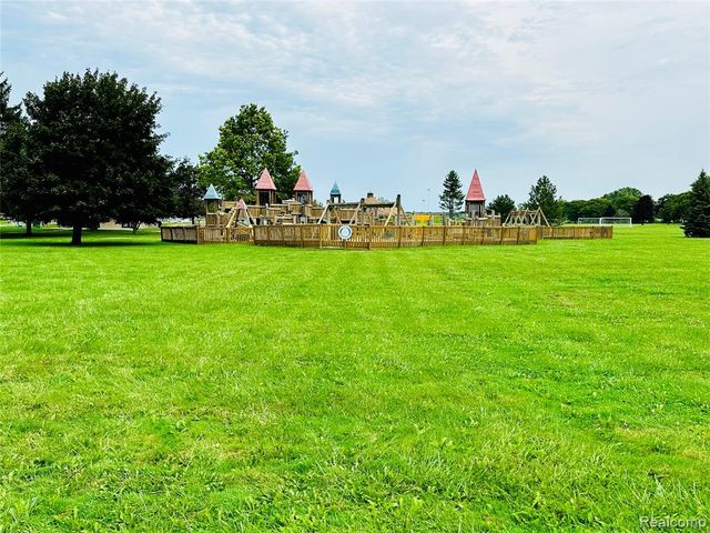 329 Cranbrook Boulevard, Monroe, MI 48162