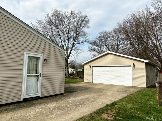 329 Cranbrook Boulevard, Monroe, MI 48162