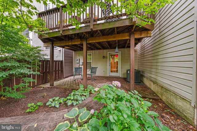21980 BOX CAR SQ, Sterling, VA 20166