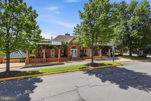 21980 BOX CAR SQ, Sterling, VA 20166
