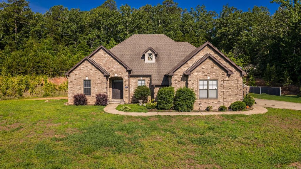 157 Hidden Valley Road, Conway, AR 72032