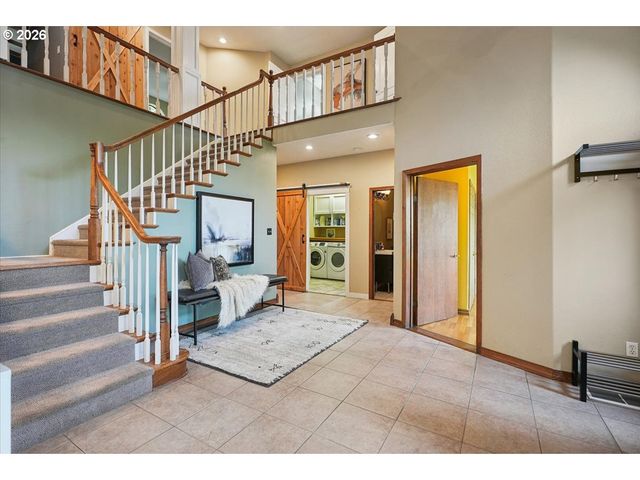 2828 Nw ARIEL Ter, Portland, OR 97210