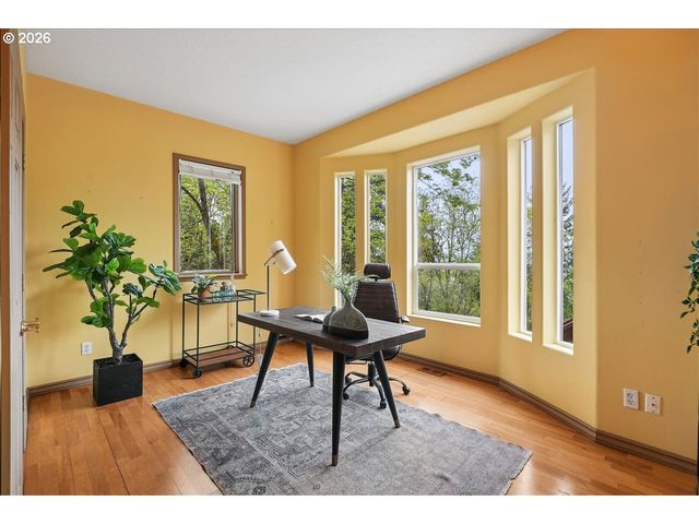 2828 Nw ARIEL Ter, Portland, OR 97210