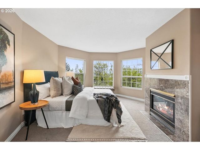 2828 Nw ARIEL Ter, Portland, OR 97210