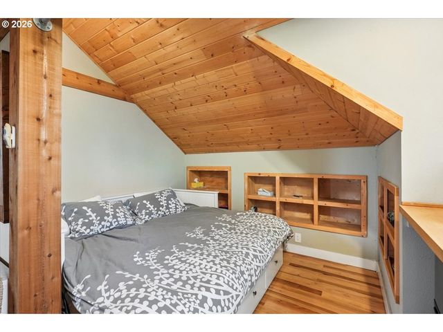 2828 Nw ARIEL Ter, Portland, OR 97210