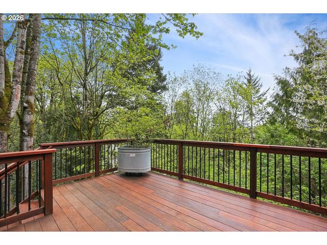 2828 Nw ARIEL Ter, Portland, OR 97210