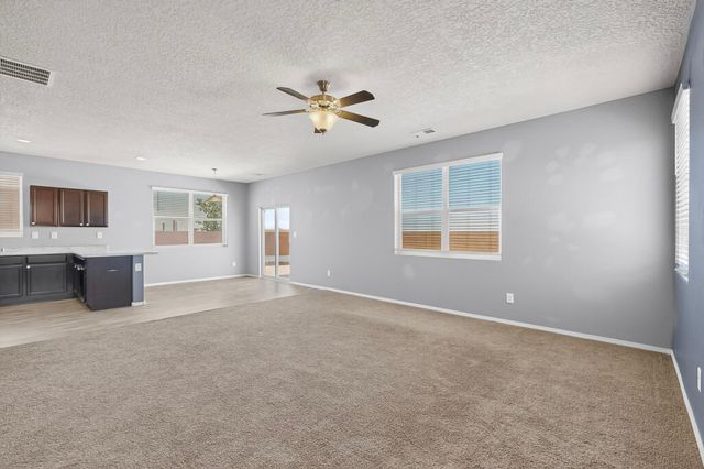 27 Hermanos Loop, Los Lunas, NM 87031