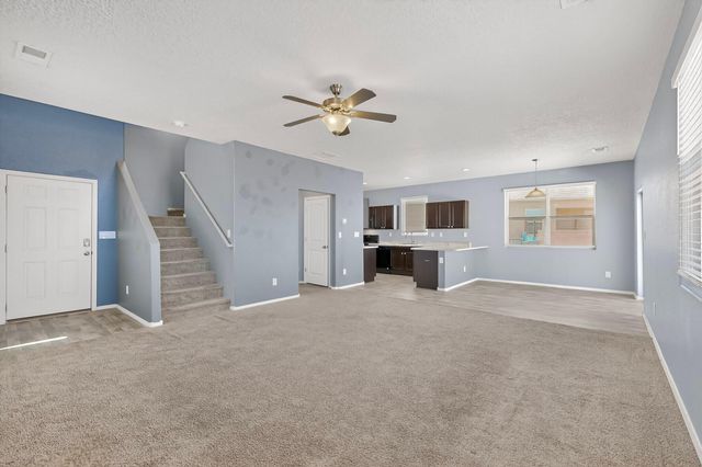 27 Hermanos Loop, Los Lunas, NM 87031