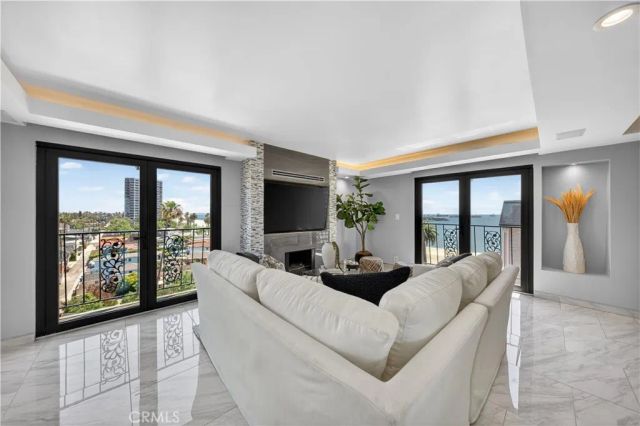 2601 E Ocean 807, Long Beach, CA 90803
