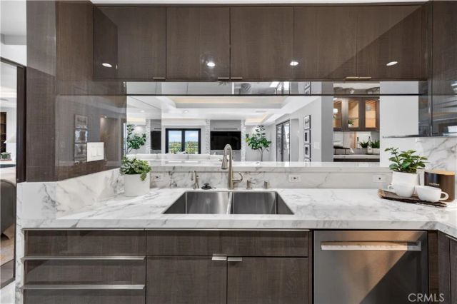 2601 E Ocean 807, Long Beach, CA 90803
