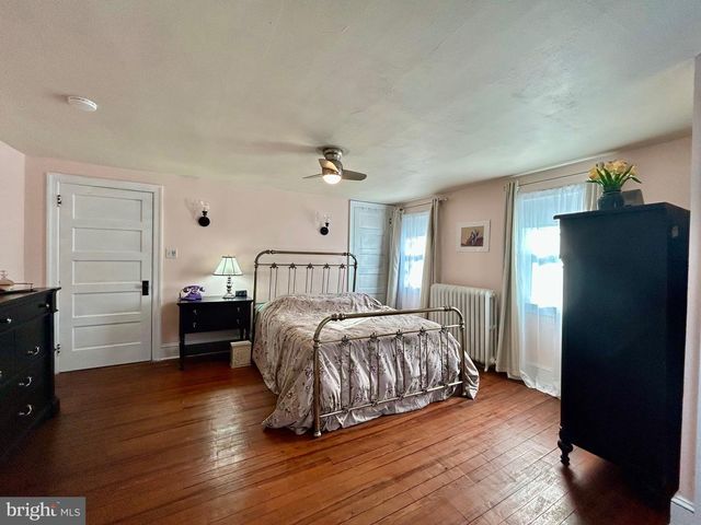 2415 2ND STREET PIKE, Newtown, PA 18940