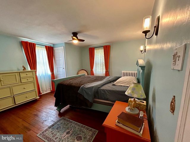 2415 2ND STREET PIKE, Newtown, PA 18940