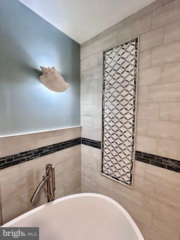 2415 2ND STREET PIKE, Newtown, PA 18940