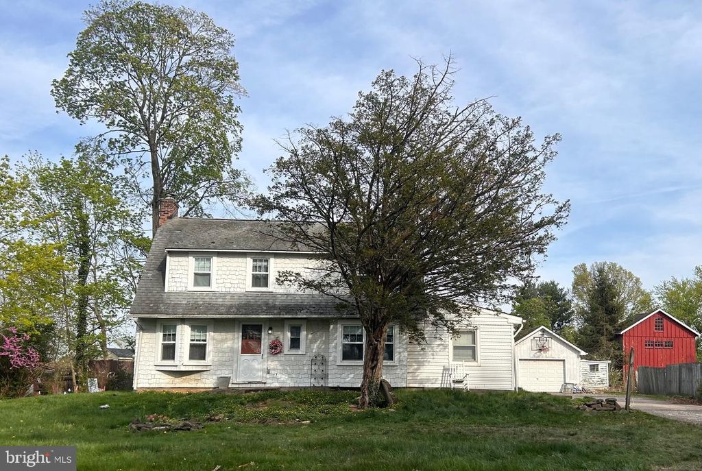 2415 2ND STREET PIKE, Newtown, PA 18940