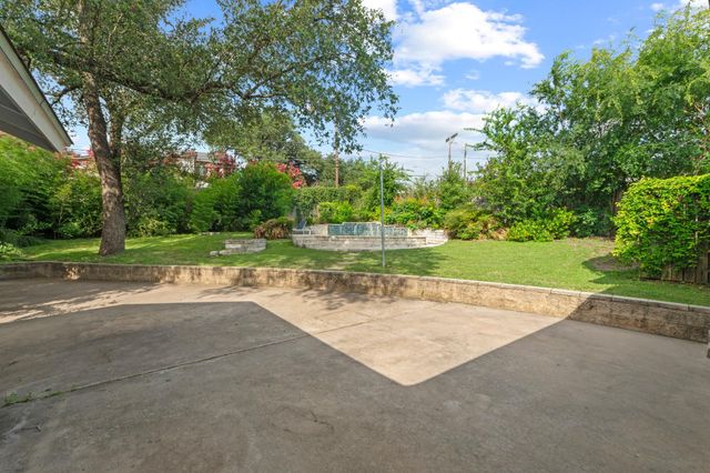 2505 Wilke DR, Austin, TX 78704