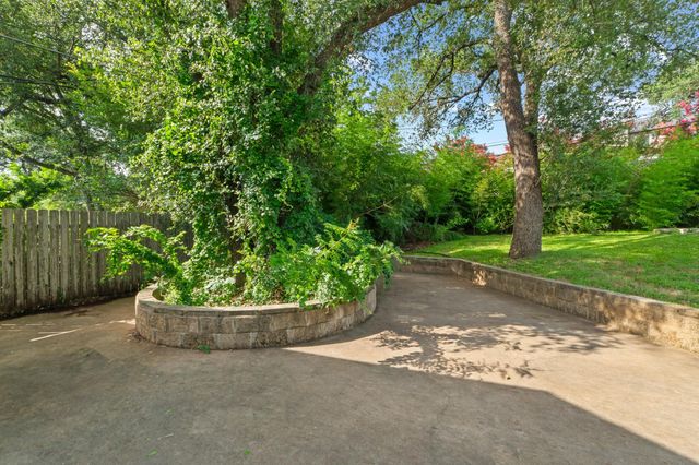 2505 Wilke DR, Austin, TX 78704