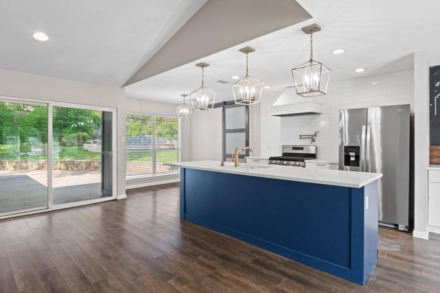 2505 Wilke DR, Austin, TX 78704