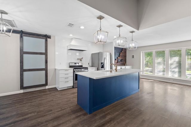 2505 Wilke DR, Austin, TX 78704