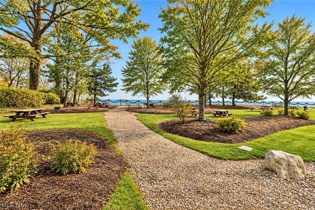12900 Lake Avenue 216, Lakewood, OH 44107