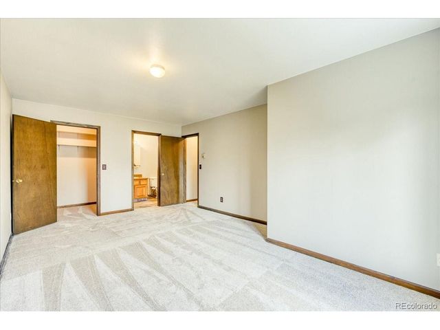 211 Burgundy Cir, Silverthorne, CO 80498