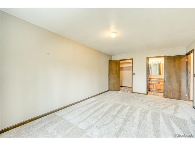 211 Burgundy Cir, Silverthorne, CO 80498