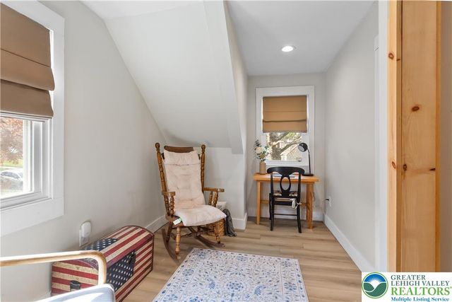 915 Magnolia Road, Hellertown Boro, PA 18055