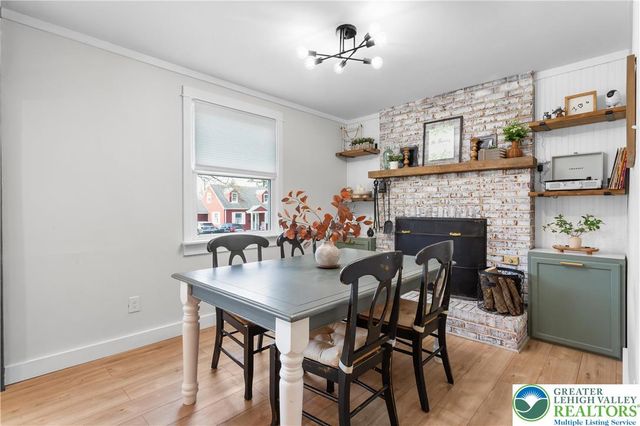 915 Magnolia Road, Hellertown Boro, PA 18055