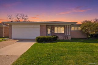 14066 Castle Avenue, Warren, MI 48088