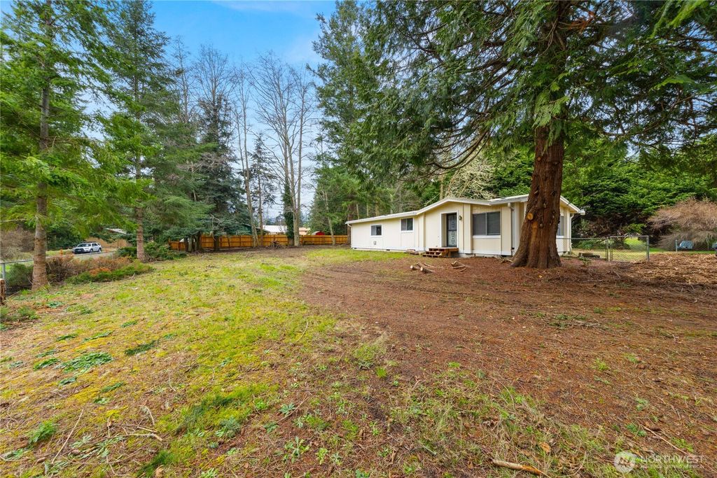 802 Hazzle Court, Coupeville, WA 98239
