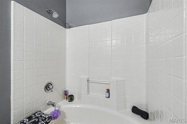 35 Kassebaum Lane 205, St Louis, MO 63129
