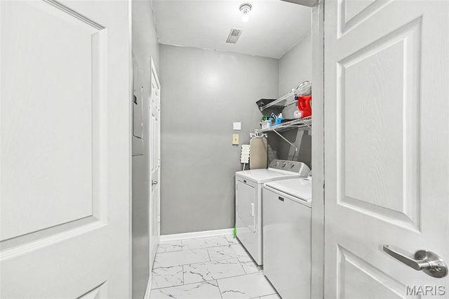 35 Kassebaum Lane 205, St Louis, MO 63129