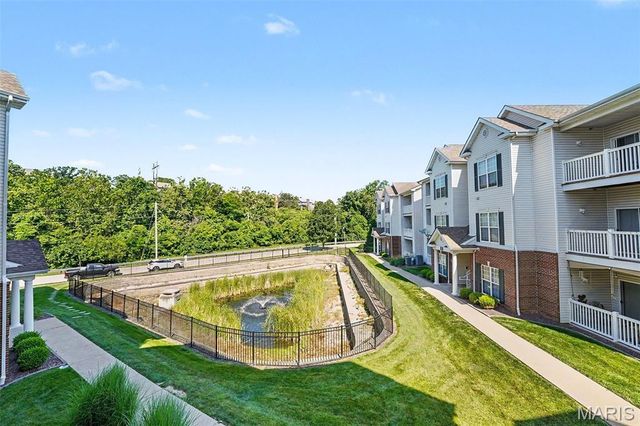 35 Kassebaum Lane 205, St Louis, MO 63129