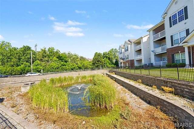 35 Kassebaum Lane 205, St Louis, MO 63129