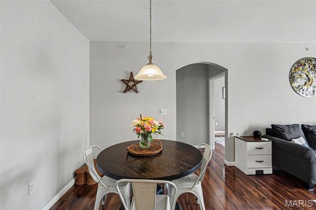 35 Kassebaum Lane 205, St Louis, MO 63129