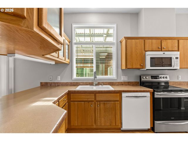 2335 WILBUR Ave, Eugene, OR 97402