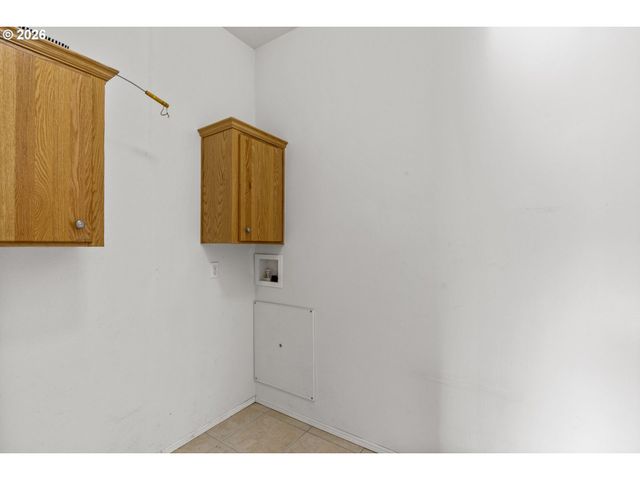2335 WILBUR Ave, Eugene, OR 97402