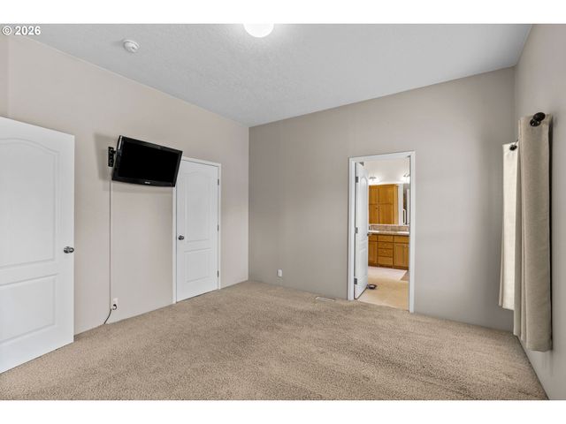 2335 WILBUR Ave, Eugene, OR 97402