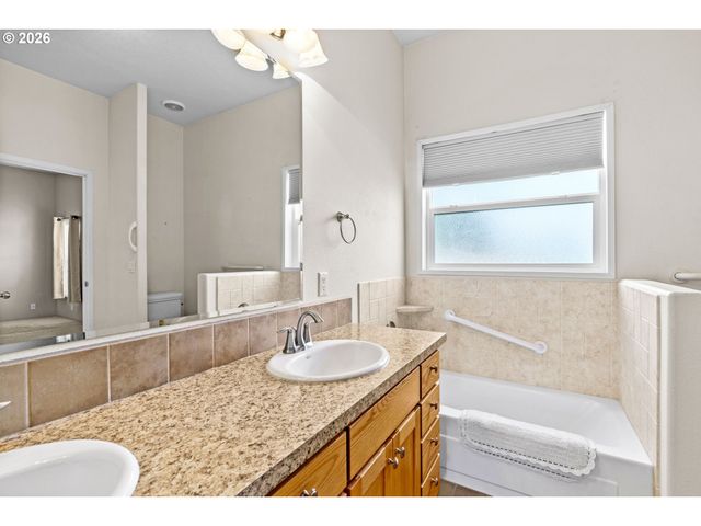 2335 WILBUR Ave, Eugene, OR 97402